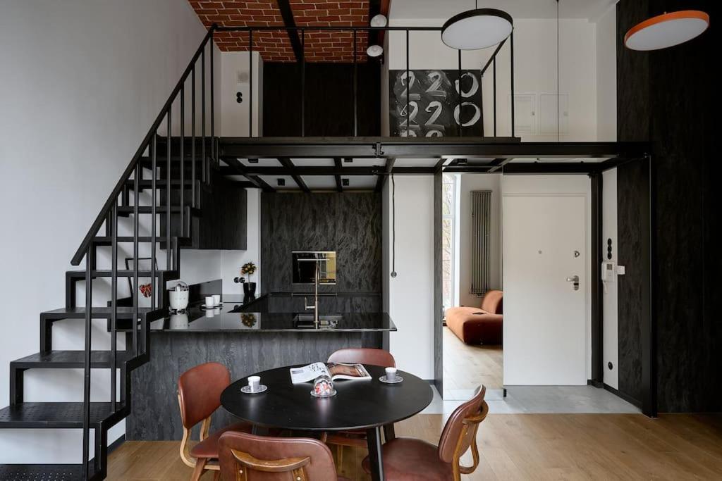 Apartamento Loft Industrialny Przy Bulwarze Staromiejskim Breslavia Exterior foto